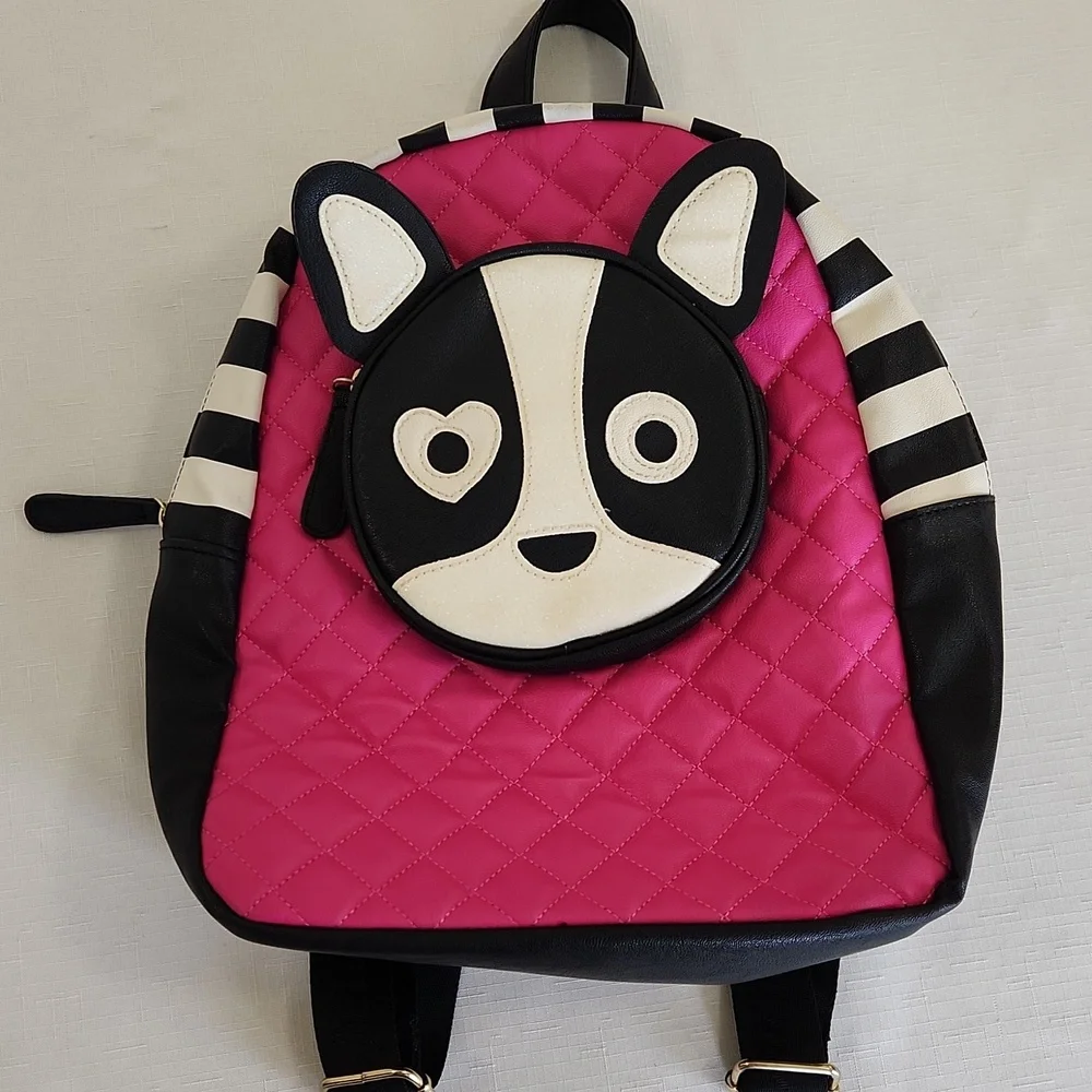 Betsey Johnson Frenchie Puppy Dog Backpack. Quilted Pink Black White. Size 13x11